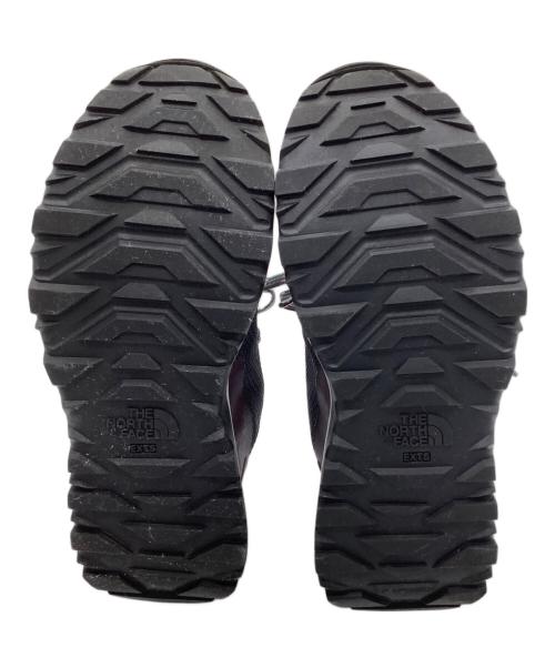 THE NORTH FACE（ザ ノース フェイス）THE NORTH FACE (ザ ノース フェイス) W Activist FUTURELIGHT　スニーカー グレー×オレンジ サイズ:24の古着・服飾アイテム