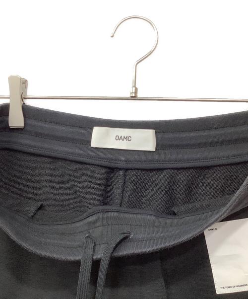 OAMC（オーエーエムシー）OAMC (オーエーエムシー) スウェットハーフパンツ ブラック サイズ:Sの古着・服飾アイテム