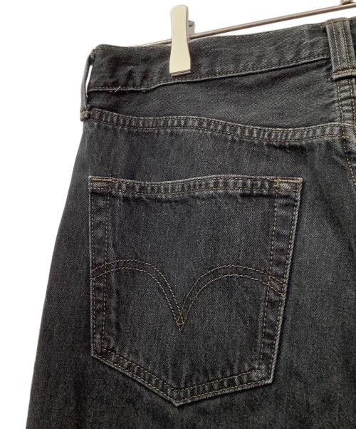 LEVI'S（リーバイス）LEVI'S (リーバイス) デニムパンツ ブラック サイズ:32の古着・服飾アイテム