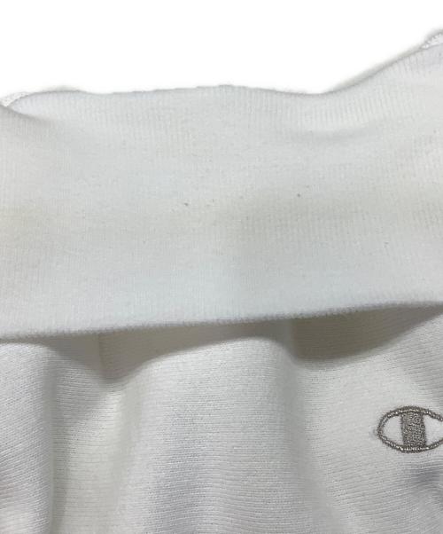 Champion REVERSE WEAVE（チャンピオン リバース ウィーブ）Champion REVERSE WEAVE (チャンピオン リバース ウィーブ) ハイネックスウェット ホワイト サイズ:Mの古着・服飾アイテム