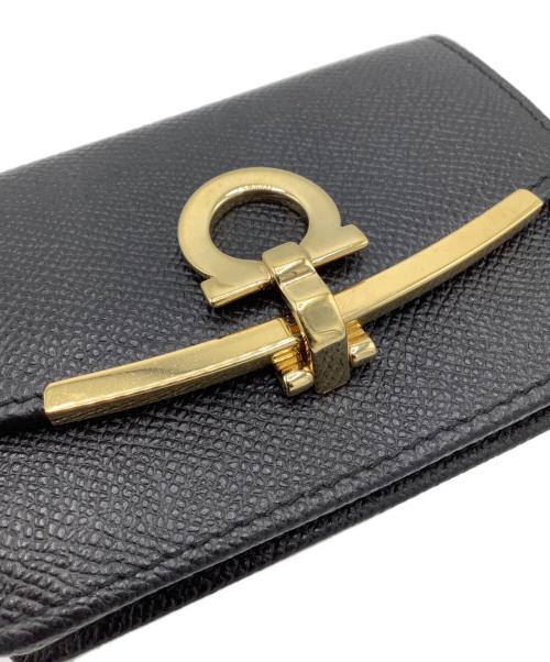 Salvatore Ferragamo（サルヴァトーレ フェラガモ）Salvatore Ferragamo (サルヴァトーレ フェラガモ) ガンチーニ　ミニウォレット ブラックの古着・服飾アイテム