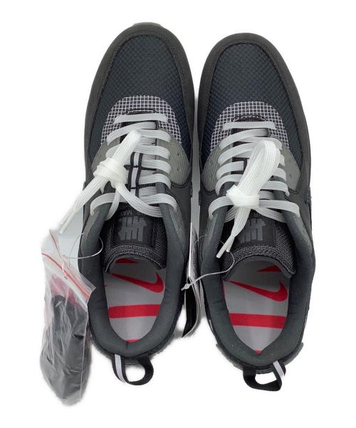 NIKE（ナイキ）NIKE (ナイキ) UNDEFEATED (アンディフィーテッド) AIR MAX 90　スニーカー ブラック サイズ:28 未使用品の古着・服飾アイテム