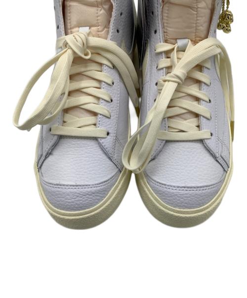 NIKE（ナイキ）NIKE (ナイキ) BLAZER MID 77 POPCORN ホワイト サイズ:28cm 未使用品の古着・服飾アイテム