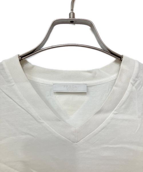 PRADA（プラダ）PRADA (プラダ) VネックTシャツ ホワイト サイズ:Sの古着・服飾アイテム