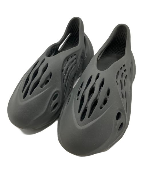 adidas（アディダス）adidas (アディダス) YZY FOAM RNR ADULTS ブラック サイズ:29.5の古着・服飾アイテム