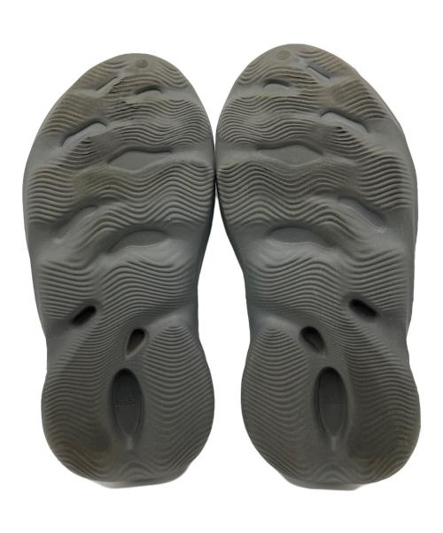 adidas（アディダス）adidas (アディダス) YZY FOAM RNR ADULTS ブラック サイズ:29.5の古着・服飾アイテム