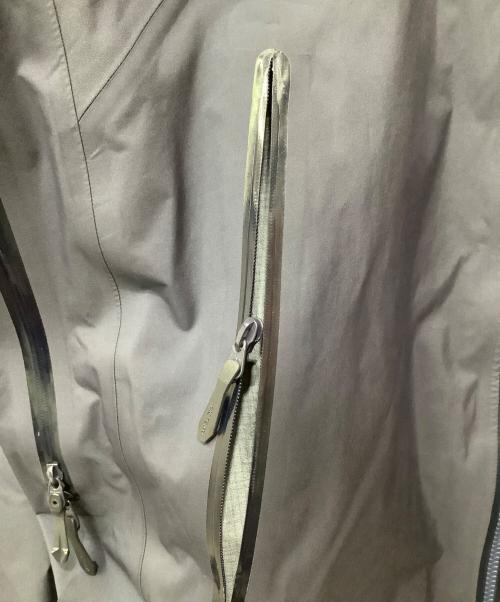 ARC'TERYX（アークテリクス）ARC'TERYX (アークテリクス) ナイロンジャケット ネイビー サイズ:Mの古着・服飾アイテム