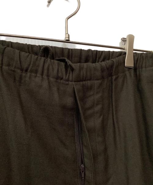 stein（シュタイン）stein (シュタイン) パンツ カーキ サイズ:Mの古着・服飾アイテム
