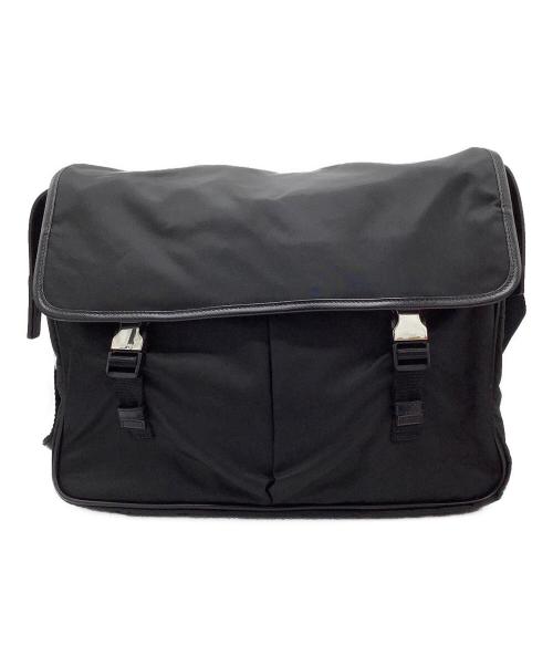 PRADA（プラダ）PRADA (プラダ) ナイロンメッセンジャーバッグ ブラックの古着・服飾アイテム