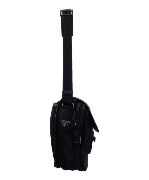 PRADA（プラダ）PRADA (プラダ) ナイロンメッセンジャーバッグ ブラックの古着・服飾アイテム