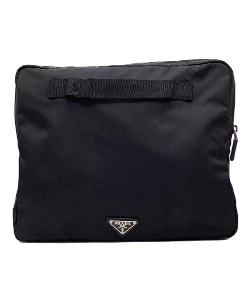 PRADA（プラダ）PRADA (プラダ) ナイロンメッセンジャーバッグ ブラックの古着・服飾アイテム