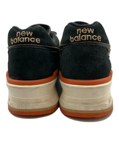 NEW BALANCE（ニューバランス）NEW BALANCE (ニューバランス) ローカットスニーカー ブラック×オレンジ サイズ:27.0ｃｍの古着・服飾アイテム