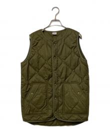 Champion（チャンピオン）の古着「中綿キルティングベスト」｜オリーブ