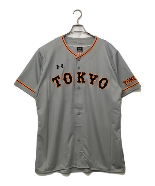 読売ジャイアンツ（ヨミウリジャイアンツ）読売ジャイアンツ (ヨミウリジャイアンツ) UNDER ARMOUR (アンダーアーマー) 応援グッズ サイズ:3XL 未使用品の古着・服飾アイテム