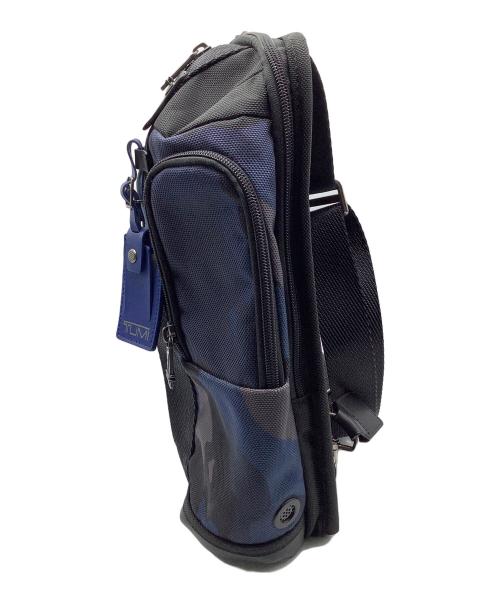 TUMI（トゥミ）TUMI (トゥミ) クロスバッグ ブルー×ブラックの古着・服飾アイテム