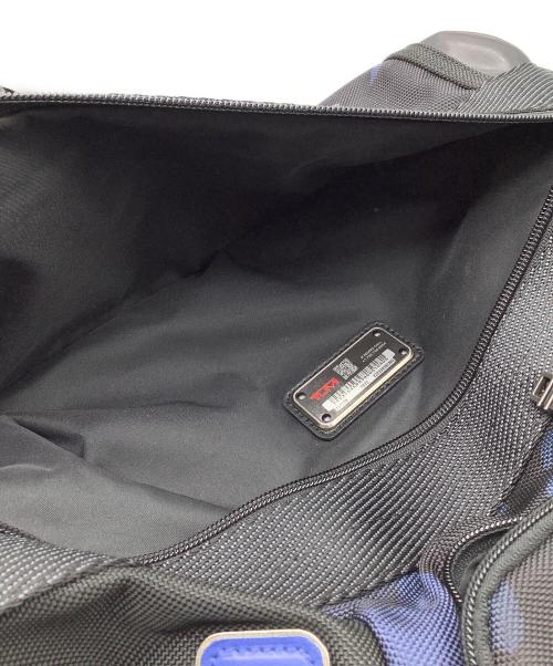 TUMI（トゥミ）TUMI (トゥミ) クロスバッグ ブルー×ブラックの古着・服飾アイテム
