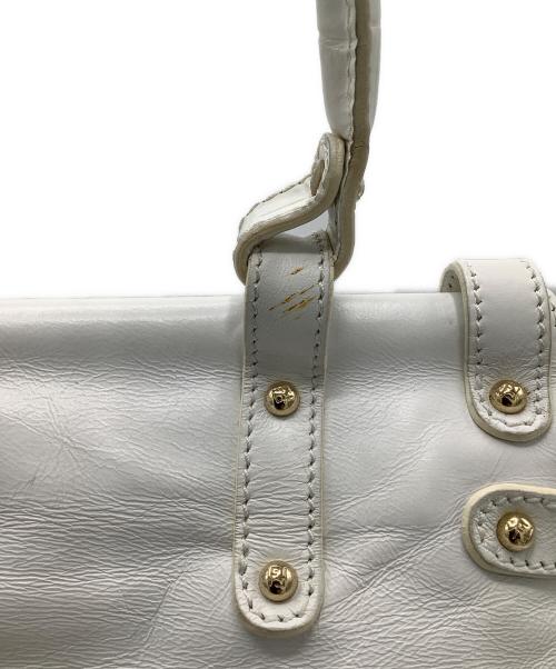 FENDI（フェンディ）FENDI (フェンディ) ボルサマジック　ハンドバッグ ホワイトの古着・服飾アイテム