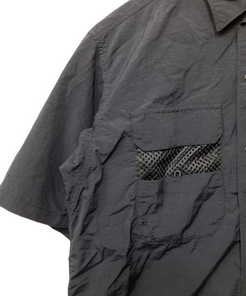 THE NORTHFACE PURPLELABEL（ザ・ノースフェイス パープルレーベル）THE NORTHFACE PURPLELABEL (ザ・ノースフェイス パープルレーベル) 半袖シャツ ブラック サイズ:Mの古着・服飾アイテム