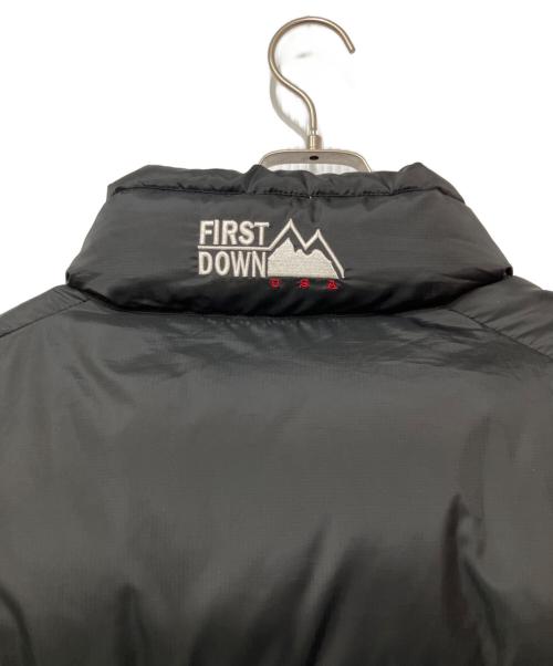FIRST DOWN（ファーストダウン）FIRST DOWN (ファーストダウン) ダウンジャケット グリーン×ブラック サイズ:Mの古着・服飾アイテム