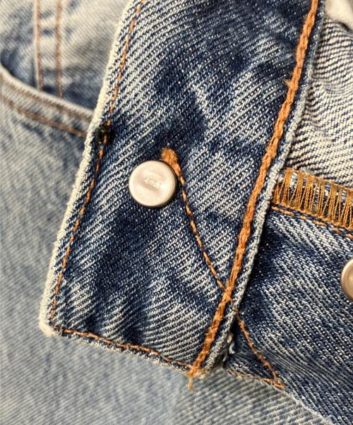 LEVI'S（リーバイス）LEVI'S (リーバイス) テーパードデニムパンツ インディゴ サイズ:W32 未使用品の古着・服飾アイテム