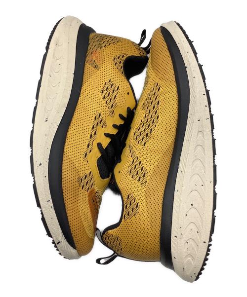 KEEN（キーン）KEEN (キーン) ウォーキングシューズ マスタード サイズ:29の古着・服飾アイテム