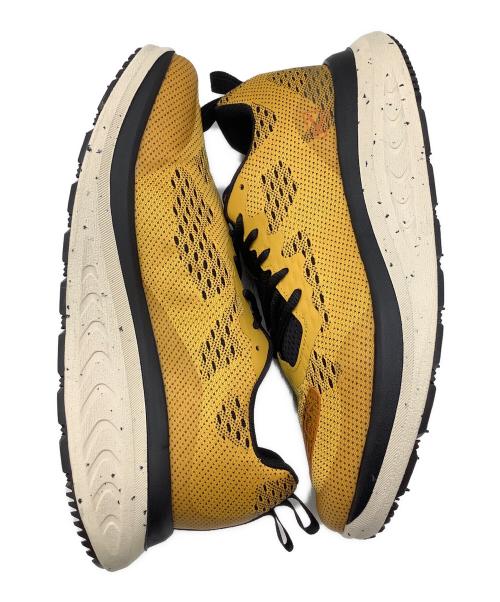 KEEN（キーン）KEEN (キーン) ウォーキングシューズ マスタード サイズ:29の古着・服飾アイテム