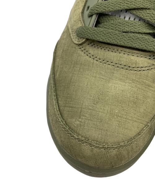 NIKE（ナイキ）NIKE (ナイキ) ハイカットスニーカー カーキ×オレンジ サイズ:26.5の古着・服飾アイテム