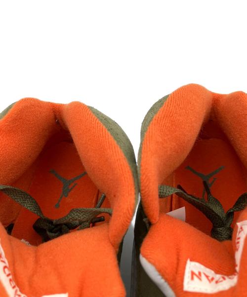 NIKE（ナイキ）NIKE (ナイキ) ハイカットスニーカー カーキ×オレンジ サイズ:26.5の古着・服飾アイテム