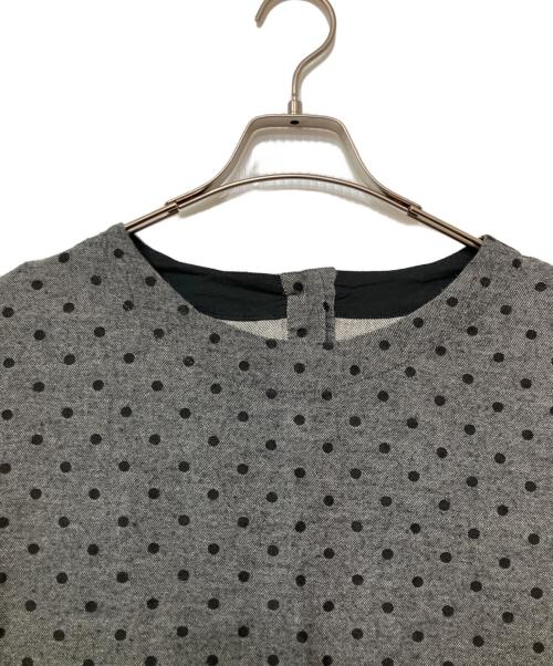 TUTIE（ツチエ）TUTIE (ツチエ) 長袖ワンピース グレー×ブラック サイズ:FREEの古着・服飾アイテム