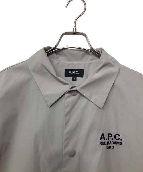 A.P.C.（アーペーセー）A.P.C. (アーペーセー) コーチジャケット グレー サイズ:Sの古着・服飾アイテム