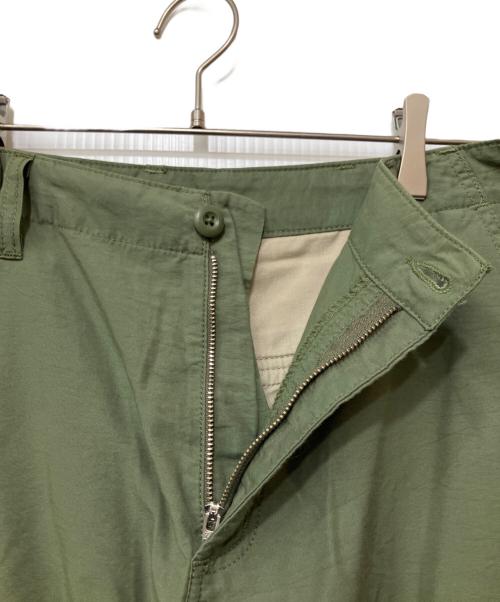 Carhartt WIP（カーハート ワークインプログレス）CARHARTT WIP (カーハート ワークインプログレス) カーゴパンツ グリーン サイズ:Ｗ32の古着・服飾アイテム