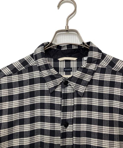 nanamica（ナナミカ）nanamica (ナナミカ) 長袖シャツ ネイビー×ホワイト サイズ:Lの古着・服飾アイテム