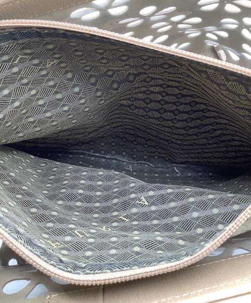 FURLA（フルラ）FURLA (フルラ) パンチングトートバッグ ベージュの古着・服飾アイテム