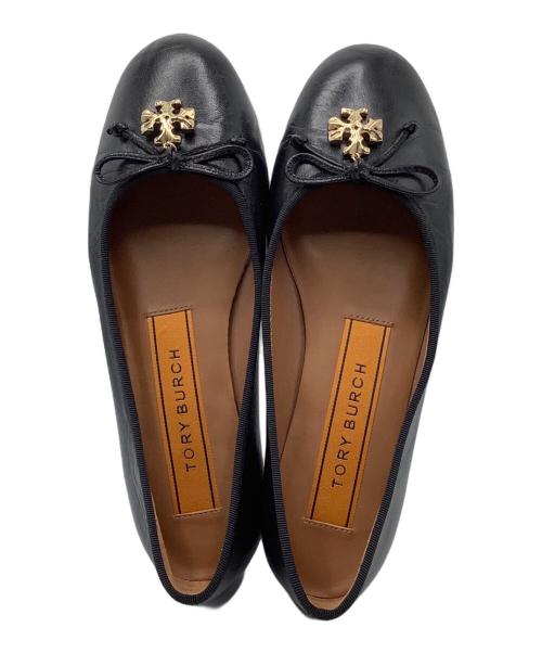 TORY BURCH（トリーバーチ）TORY BURCH (トリーバーチ) フラットパンプス ブラック サイズ:5　1/2の古着・服飾アイテム