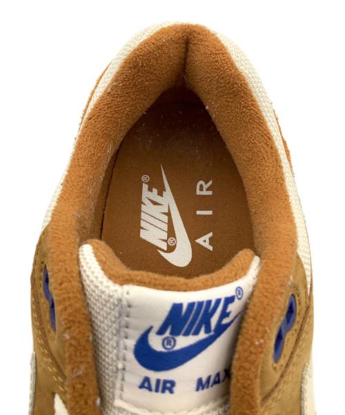 NIKE（ナイキ）NIKE (ナイキ) ローカットスニーカー キャメル×ホワイト サイズ:27の古着・服飾アイテム