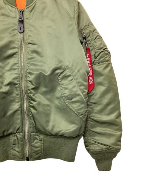 ALPHA INDUSTRIES（アルファインダストリーズ）ALPHA INDUSTRIES (アルファインダストリーズ) MA-1ジャケット グリーン サイズ:XSの古着・服飾アイテム