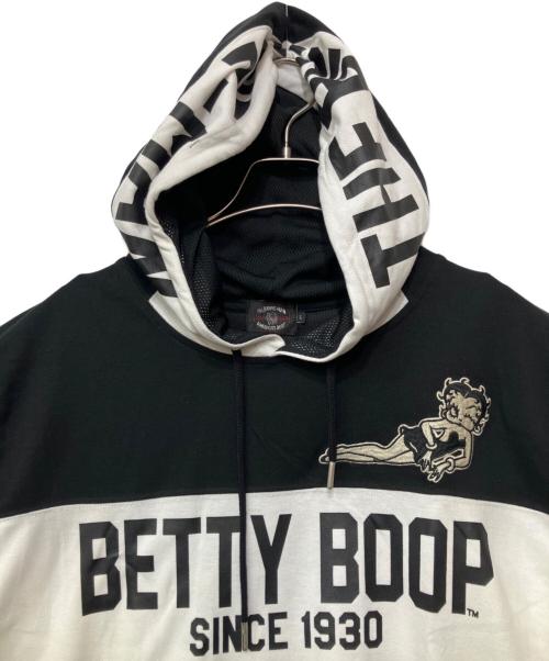 THE BRAVEMAN（ザ ブレイブマン）THE BRAVEMAN (ザ ブレイブマン) BETTY BOOP (ベティー・ブープ) プルオーバーパーカー ブラック×ホワイト サイズ:L 未使用品の古着・服飾アイテム