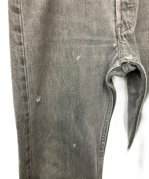 LEVI'S（リーバイス）LEVI'S (リーバイス) デニムパンツ グレー サイズ:W30の古着・服飾アイテム