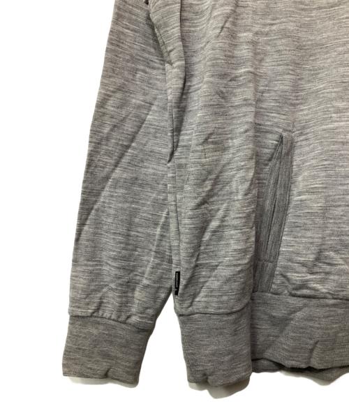 Icebreaker（アイスブレーカー）Icebreaker (アイスブレーカー) プルオーバーパーカー グレー サイズ:Mの古着・服飾アイテム