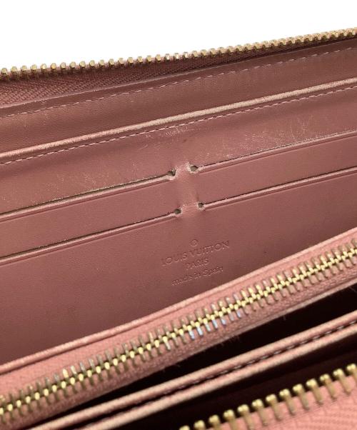 LOUIS VUITTON（ルイ ヴィトン）LOUIS VUITTON (ルイ ヴィトン) ヴェルニ イカットフラワー　ジッピーウォレット ローズヴェルール　長財布 ピンクの古着・服飾アイテム