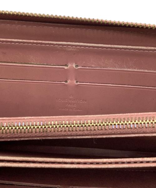 LOUIS VUITTON（ルイ ヴィトン）LOUIS VUITTON (ルイ ヴィトン) ヴェルニ イカットフラワー　ジッピーウォレット ローズヴェルール　長財布 ピンクの古着・服飾アイテム