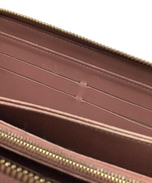LOUIS VUITTON（ルイ ヴィトン）LOUIS VUITTON (ルイ ヴィトン) ヴェルニ イカットフラワー　ジッピーウォレット ローズヴェルール　長財布 ピンクの古着・服飾アイテム