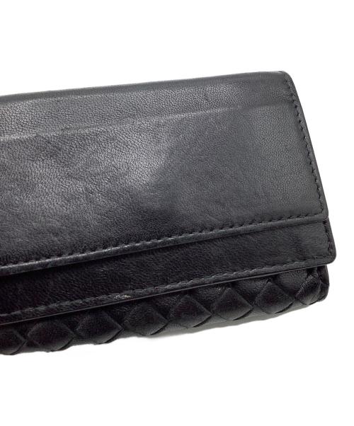 BOTTEGA VENETA（ボッテガベネタ）BOTTEGA VENETA (ボッテガベネタ) イントレチャート　3つ折り財布 ブラックの古着・服飾アイテム