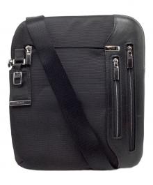 TUMI（トゥミ）の古着「ショルダーバッグ」｜ブラック