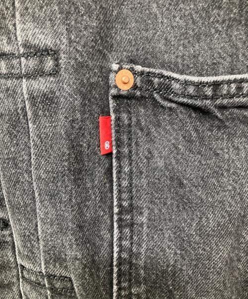 LEVI'S（リーバイス）LEVI'S (リーバイス) デニムジャケット ブラック サイズ:Lの古着・服飾アイテム