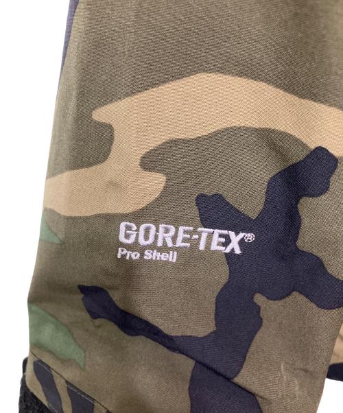 THE NORTH FACE（ザ ノース フェイス）THE NORTH FACE (ザ ノース フェイス) ナイロンジャケット カーキ×ブラウン サイズ:Sの古着・服飾アイテム