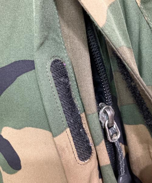 THE NORTH FACE（ザ ノース フェイス）THE NORTH FACE (ザ ノース フェイス) ナイロンジャケット カーキ×ブラウン サイズ:Sの古着・服飾アイテム