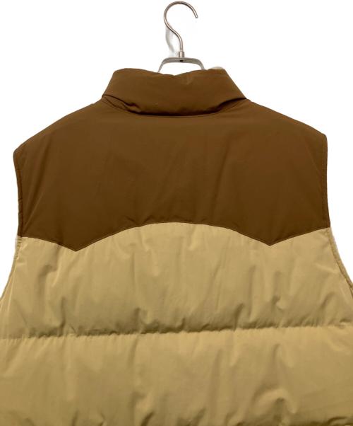 Patagonia（パタゴニア）Patagonia (パタゴニア) リバーシブル・ビビー・ダウン・ベスト ベージュ サイズ:XLの古着・服飾アイテム