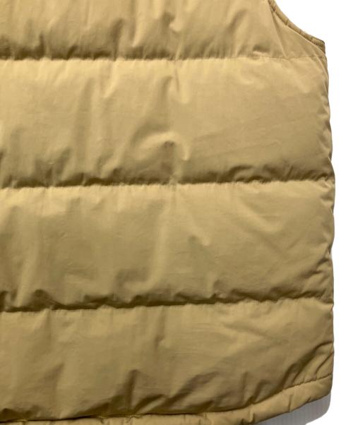 Patagonia（パタゴニア）Patagonia (パタゴニア) リバーシブル・ビビー・ダウン・ベスト ベージュ サイズ:XLの古着・服飾アイテム