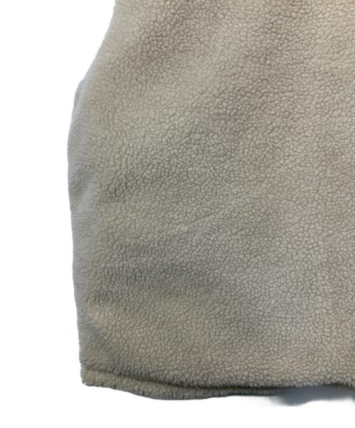 Patagonia（パタゴニア）Patagonia (パタゴニア) リバーシブル・ビビー・ダウン・ベスト ベージュ サイズ:XLの古着・服飾アイテム